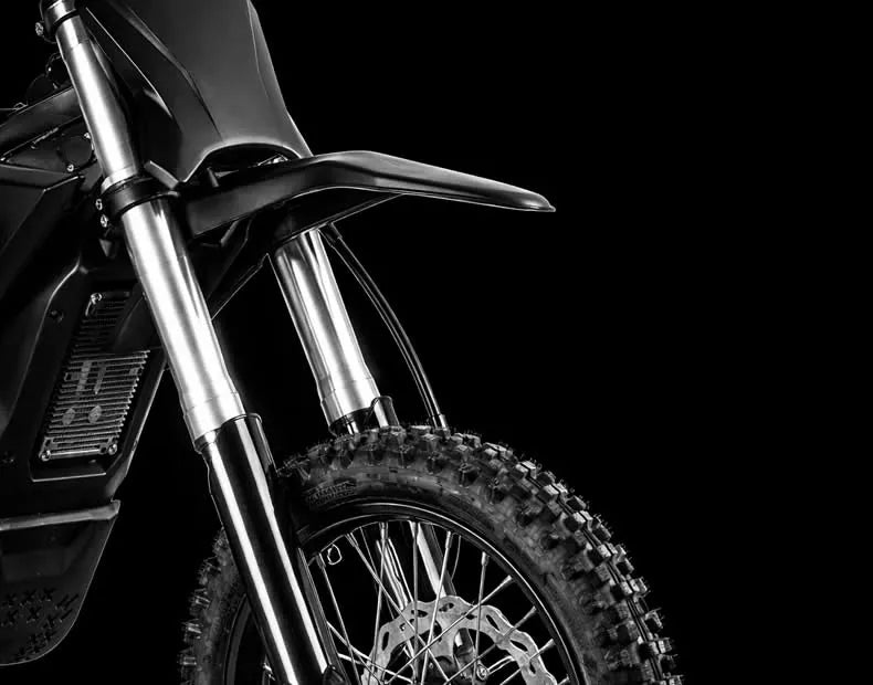 Close-up of the CEMOTO D03 front fork suspension